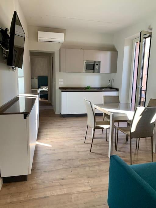 Alex Charme Central Apartments - Corso Umberto Taormina Exterior foto